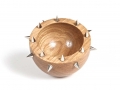 oak-studded-pot